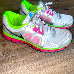 Nike dual fusion ST2